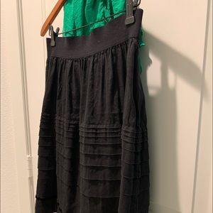 Theory pleated linen skirt.